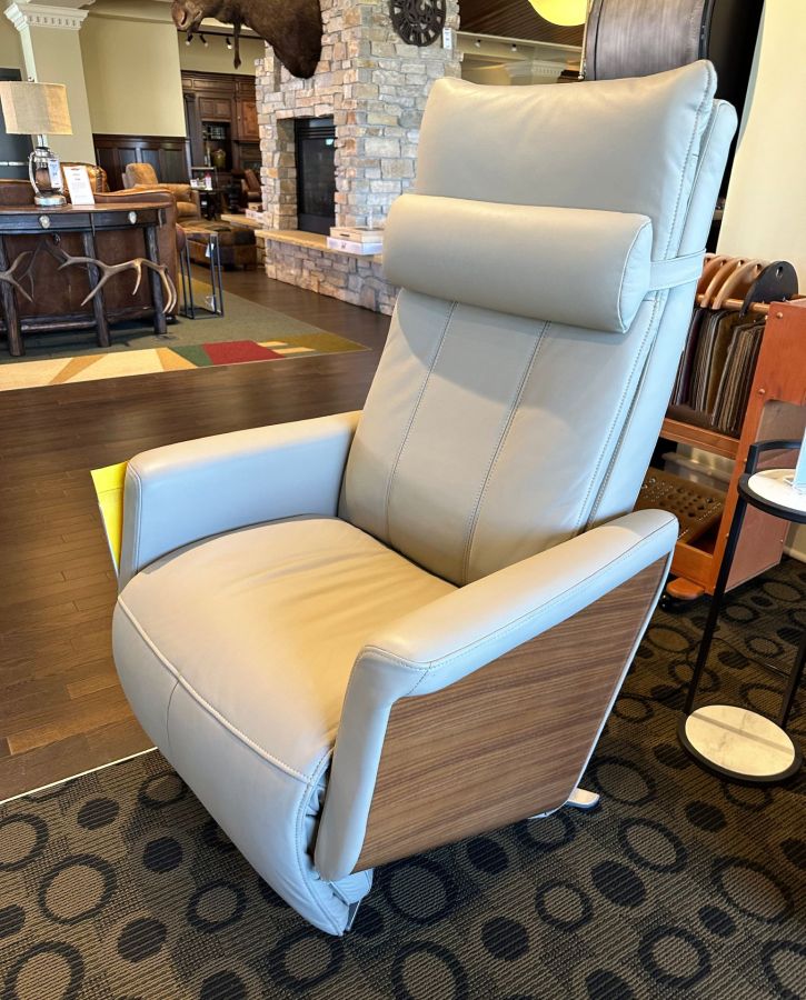 Swivel SV-500 Zero Gravity Chair : furniture